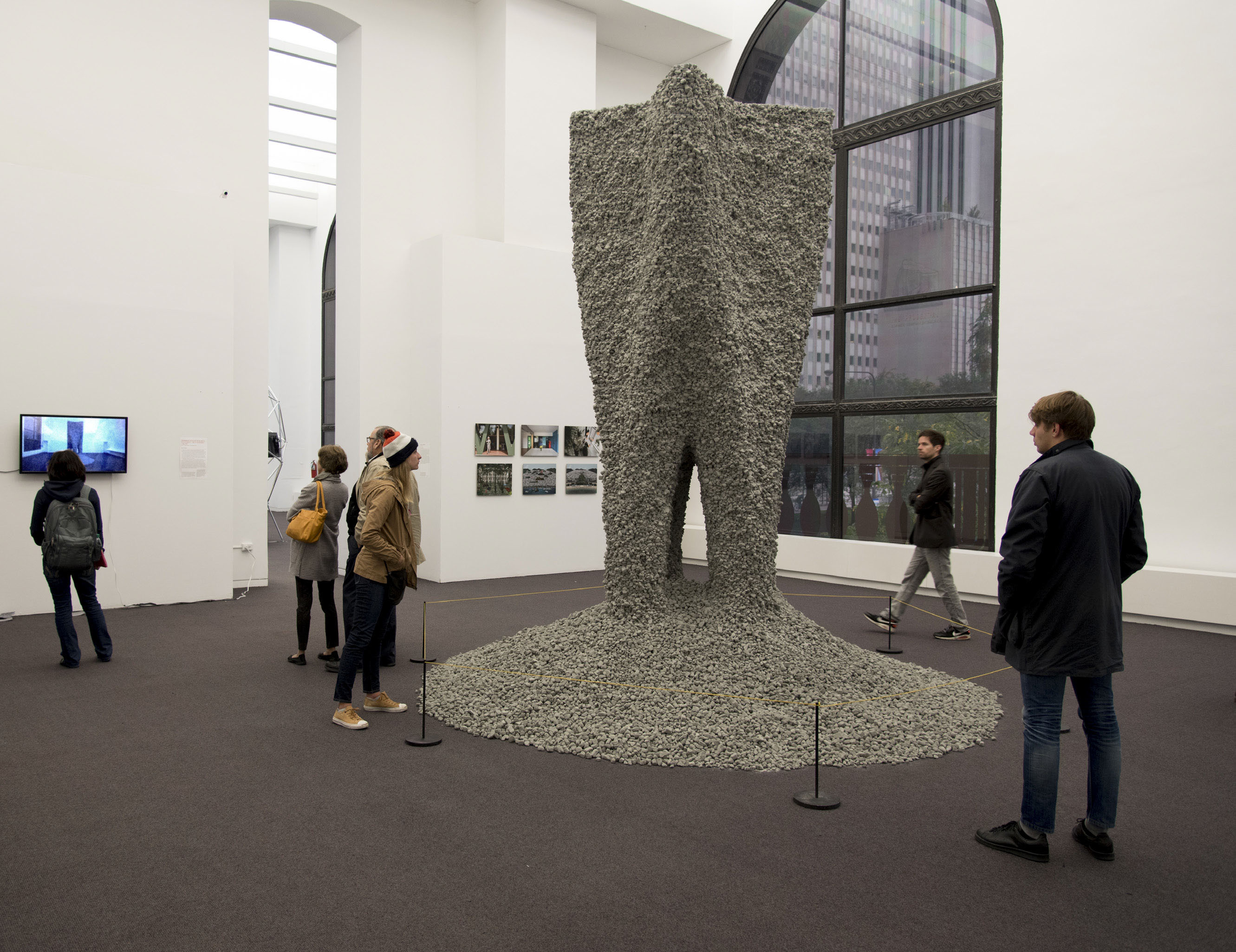 ROBOTS CREATED “ROCK PRINT INSTALLATION” WITH 3D PRINTERS AT CHICAGO ARCHITECTURE BIENNIAL